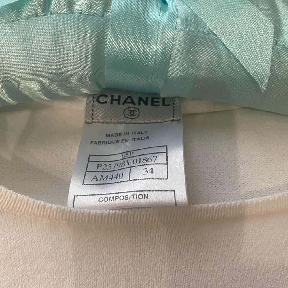 Vintage Chanel Top with Statement Sleeves - Picture 5 of 11
